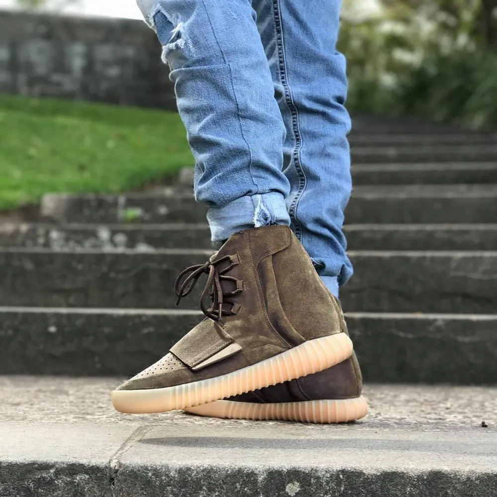 Adidas Yeezy Boost 750 Light Brown