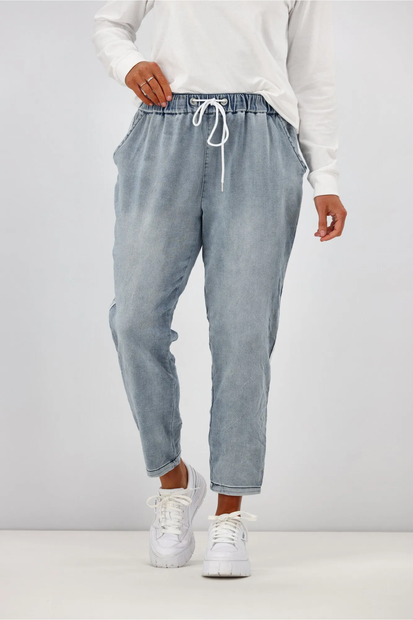 Betty Basics Brooks Jean Washed Blue