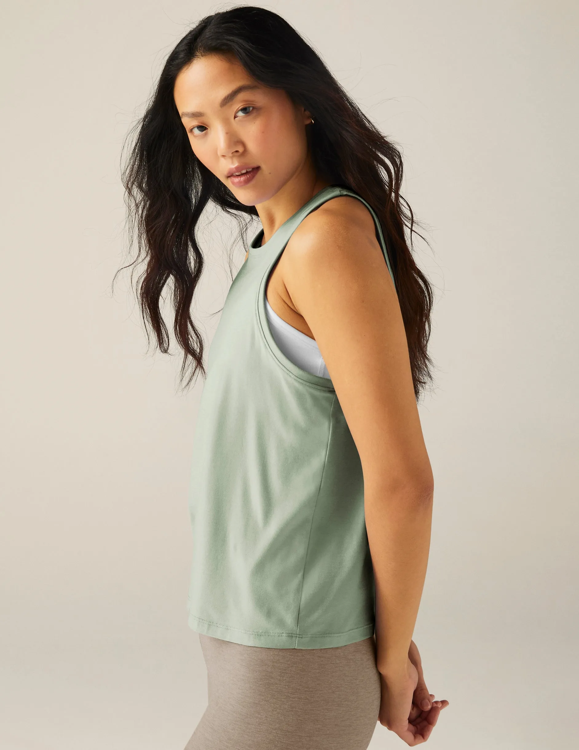 Beyond Yoga Featherweight Rebalance Tank - Minty Slate Heather