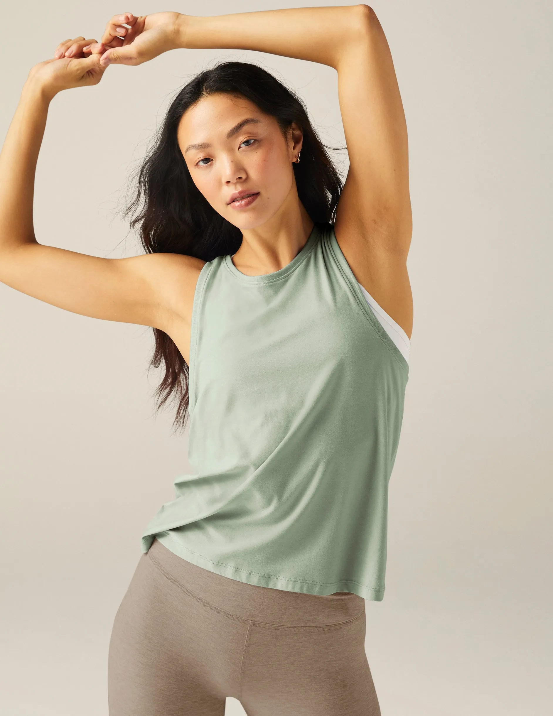 Beyond Yoga Featherweight Rebalance Tank - Minty Slate Heather