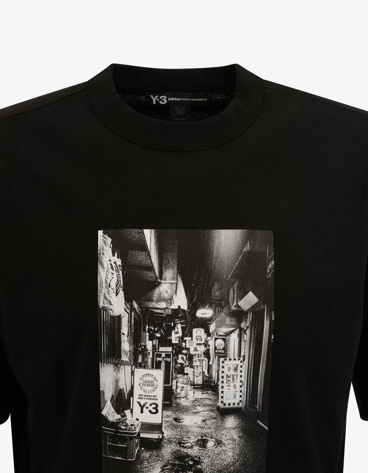 Black Alleyway Graphic Print T-Shirt -