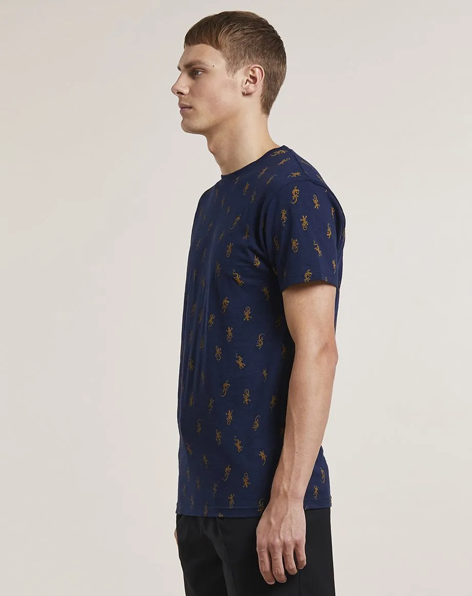 GIDA LIZARD PRINT MENS T-SHIRT | NAVY