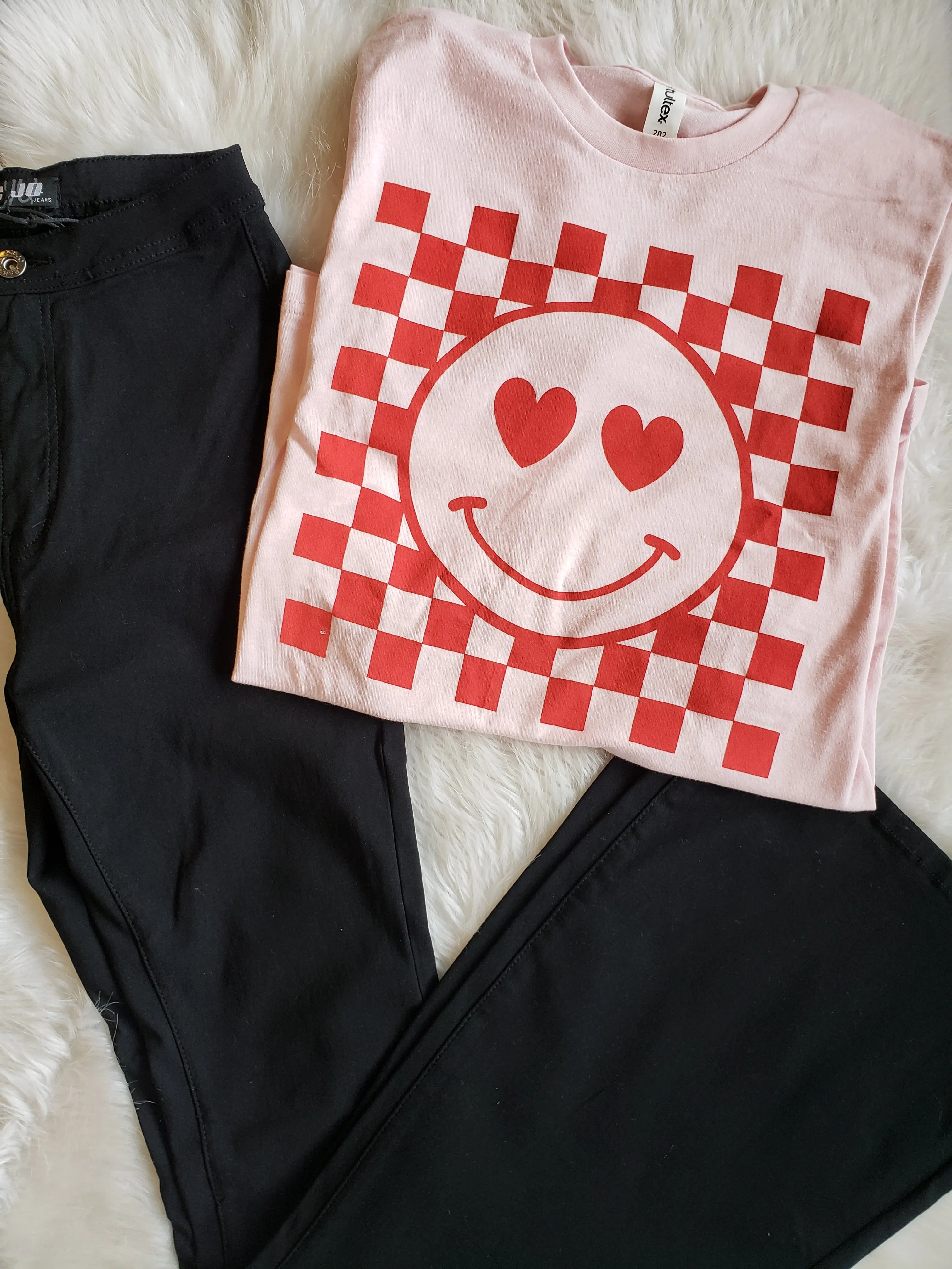 Heart Eyes Smiley Check Tee