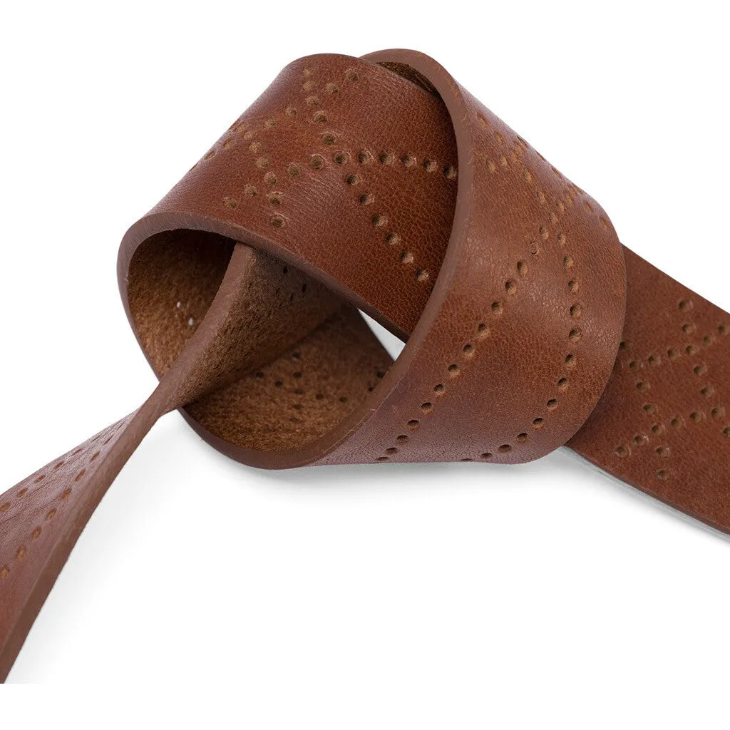 Leather belt with a beautiful western pattern / 15840 - Cognac