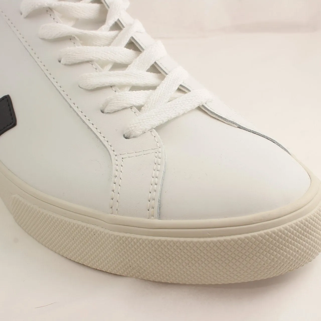 Mens Veja Esplar White Black Trainers