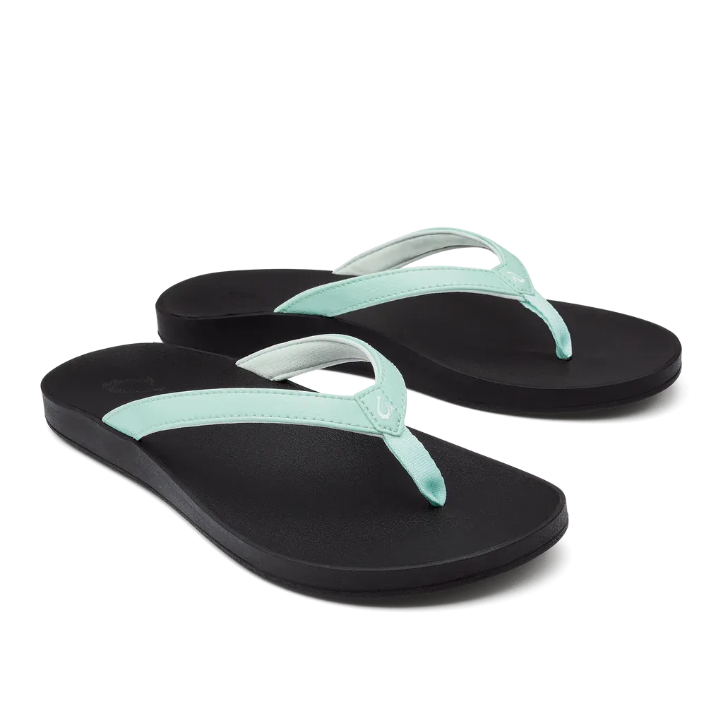 OluKai Women's Puawe Sandal