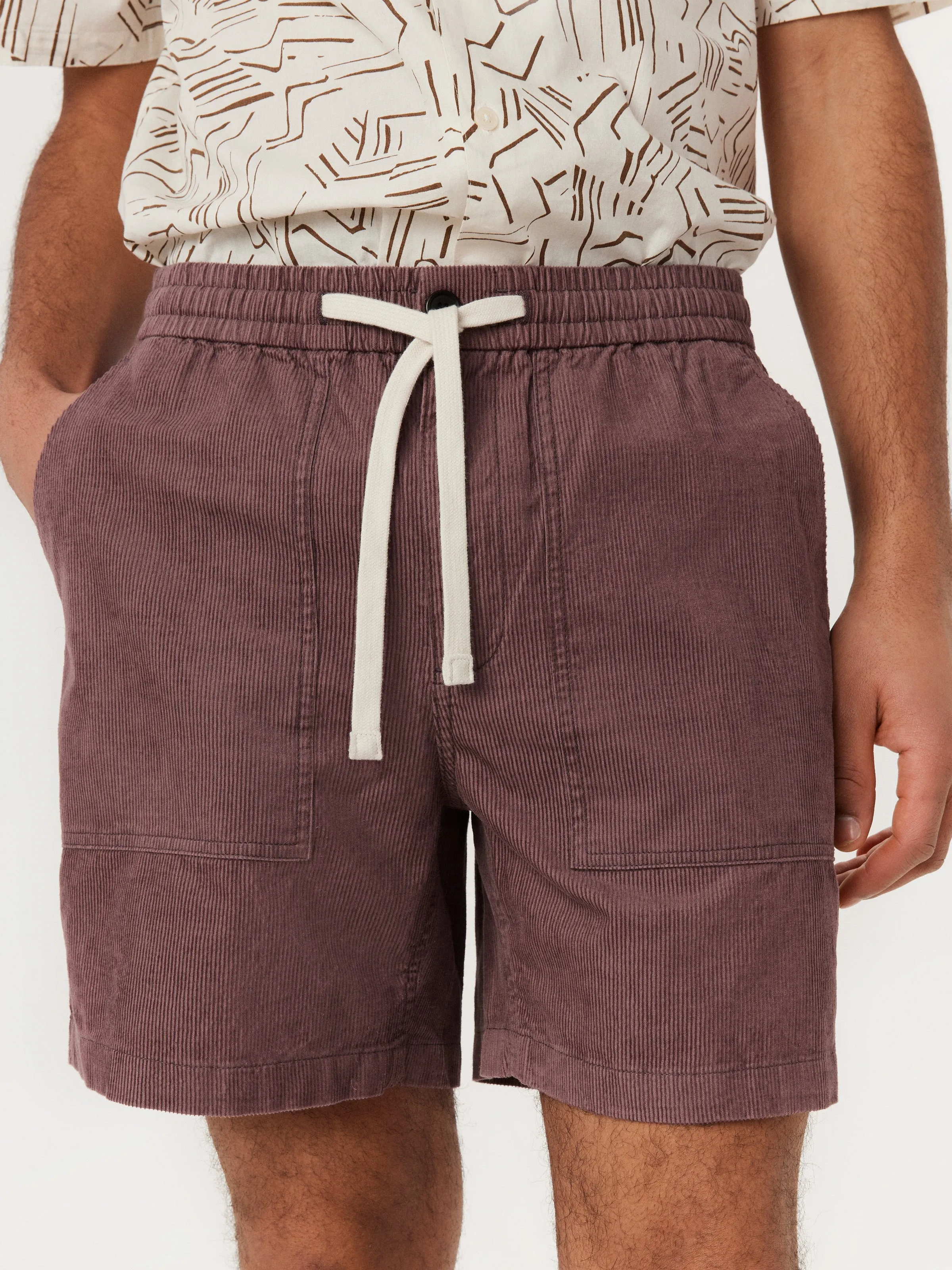 The Owen Light Corduroy Short in Dark Clay