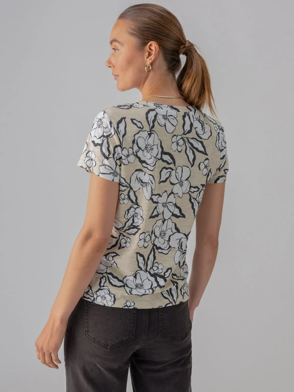 The Perfect Tee Neutral Floral