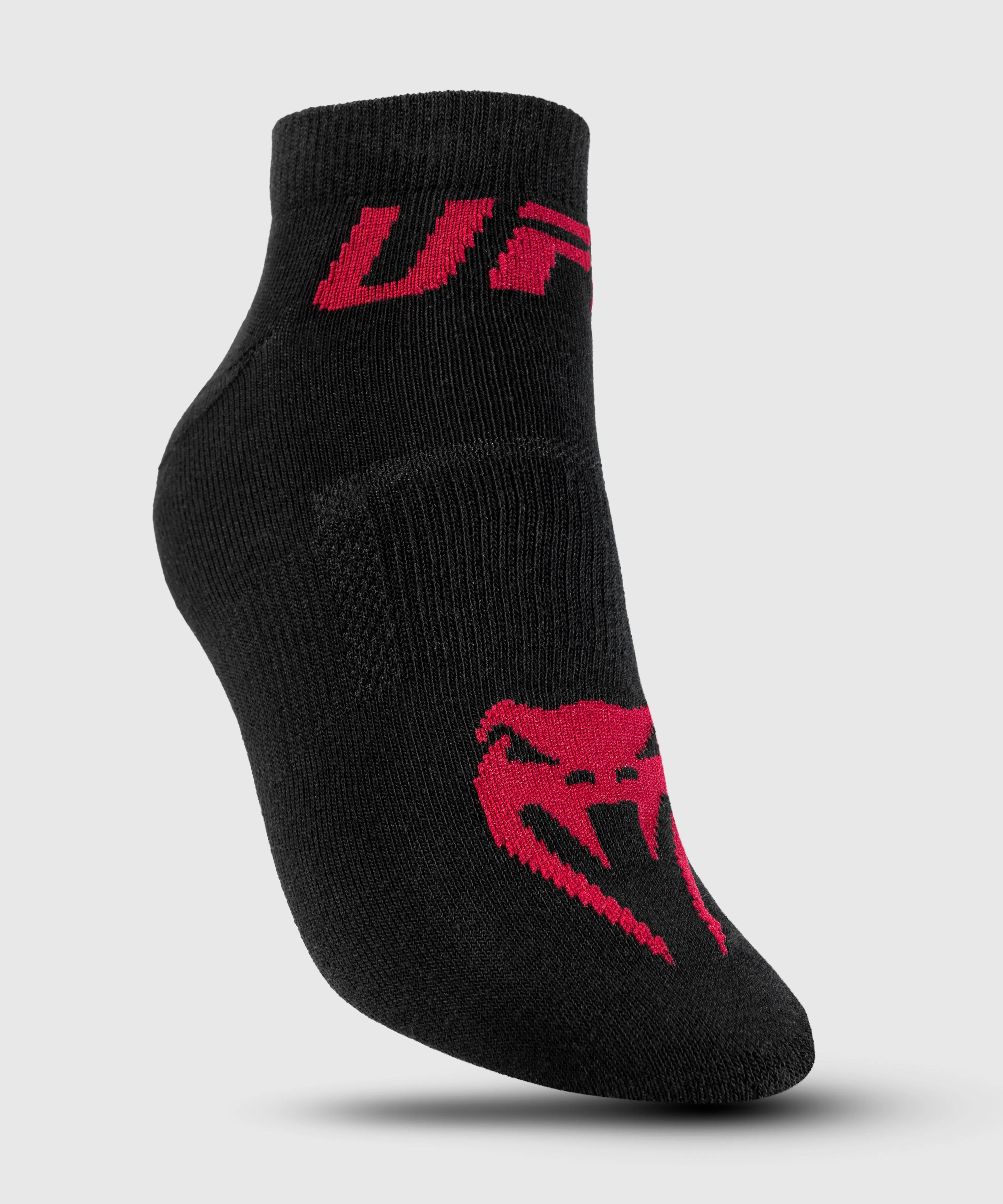 UFC Venum Authentic Fight Week 2.0 Men’s Performance Sock set of 2 – Black/Red